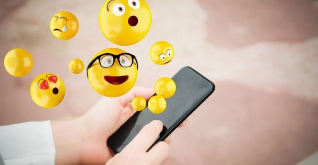 WhatsApp Mesajlara Emoji ile Tepki Verme